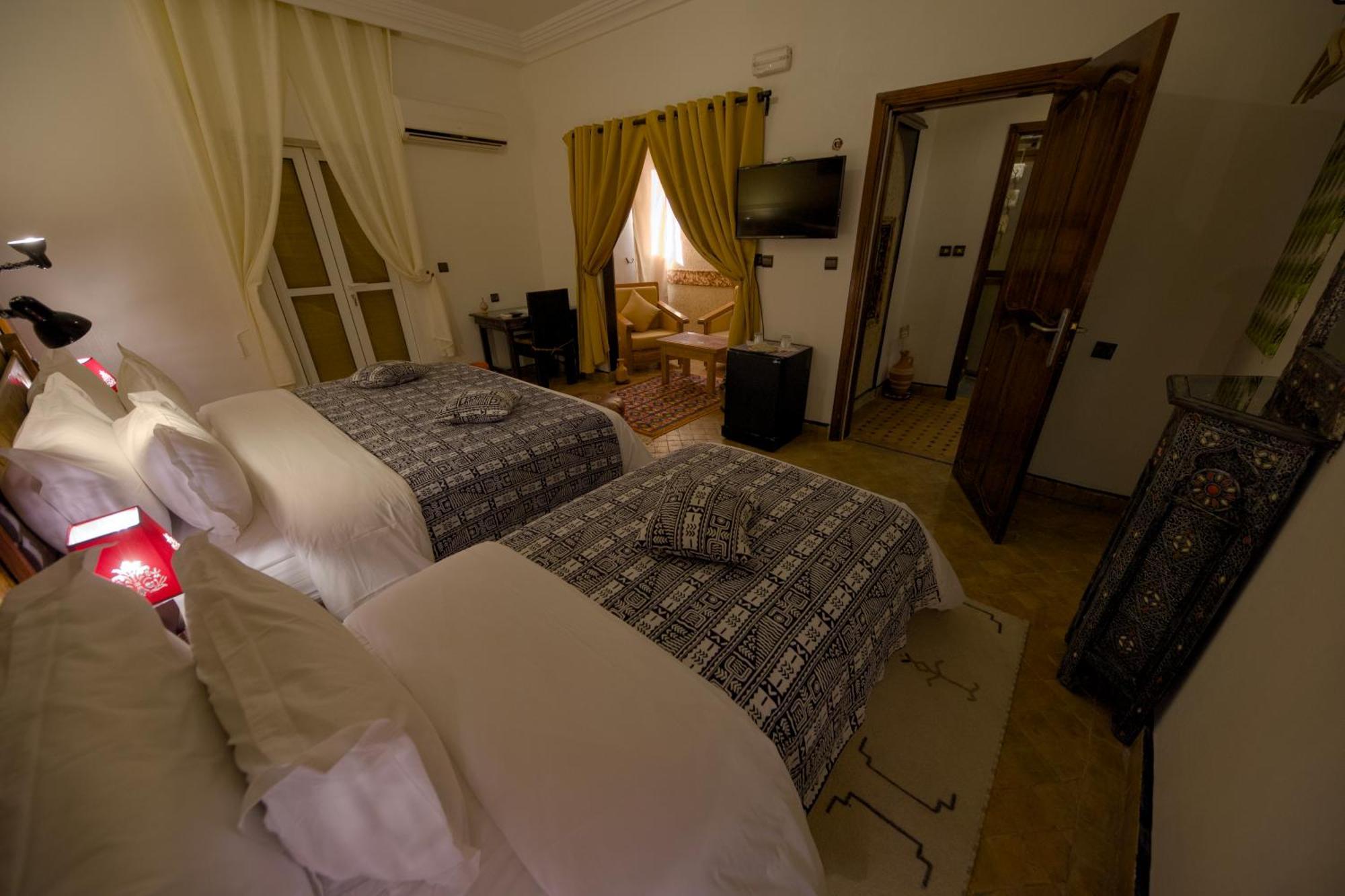 Tin Joseph Hotel Ouarzazate Buitenkant foto