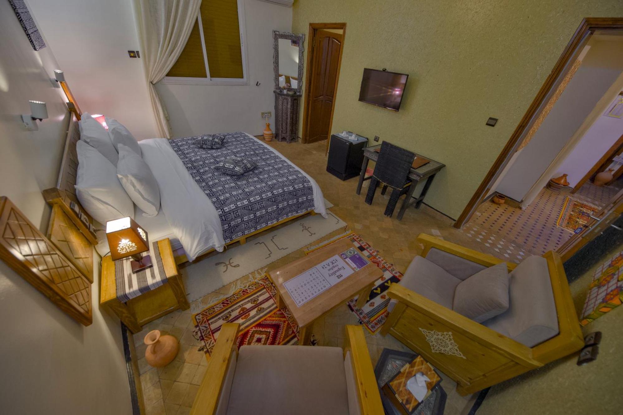 Tin Joseph Hotel Ouarzazate Buitenkant foto