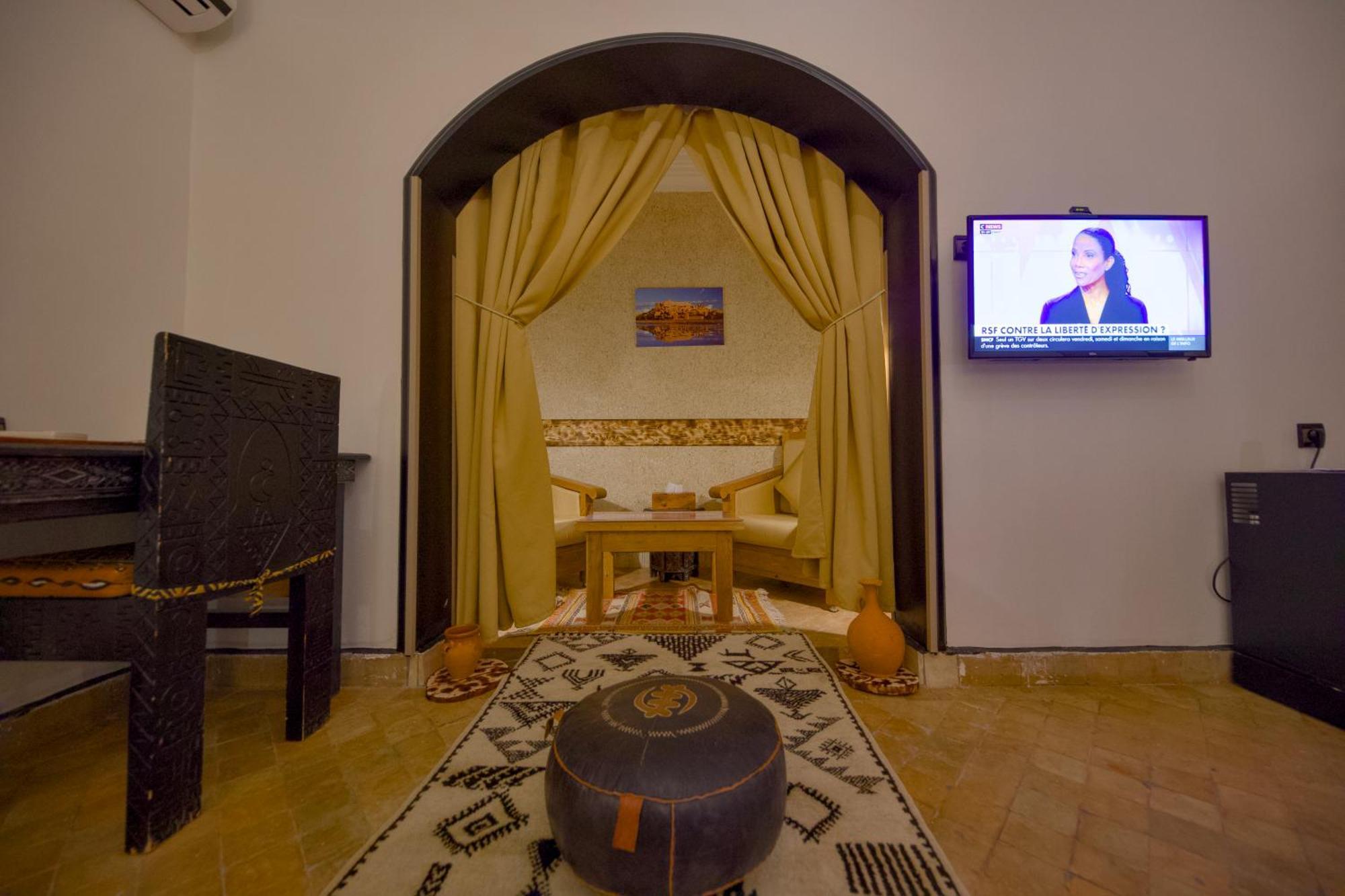 Tin Joseph Hotel Ouarzazate Buitenkant foto